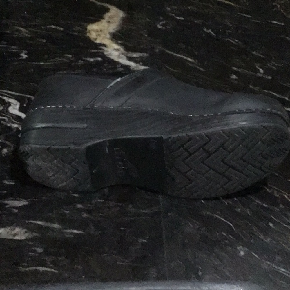 Dansko clogs - Picture 4 of 8